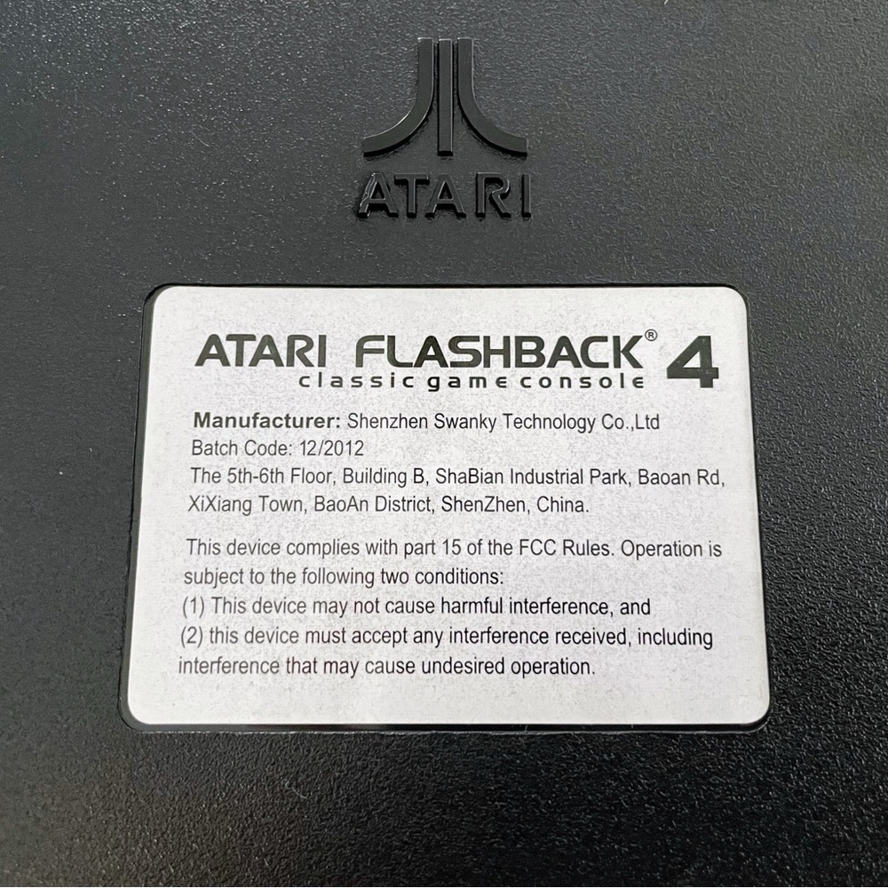 Atari Flashback 4 Classic Game Console 2 Wireless Controllers - Picture 5 of 6
